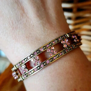 Goldtone Pink Rhinestone Stretch Bracelet‎ 💓